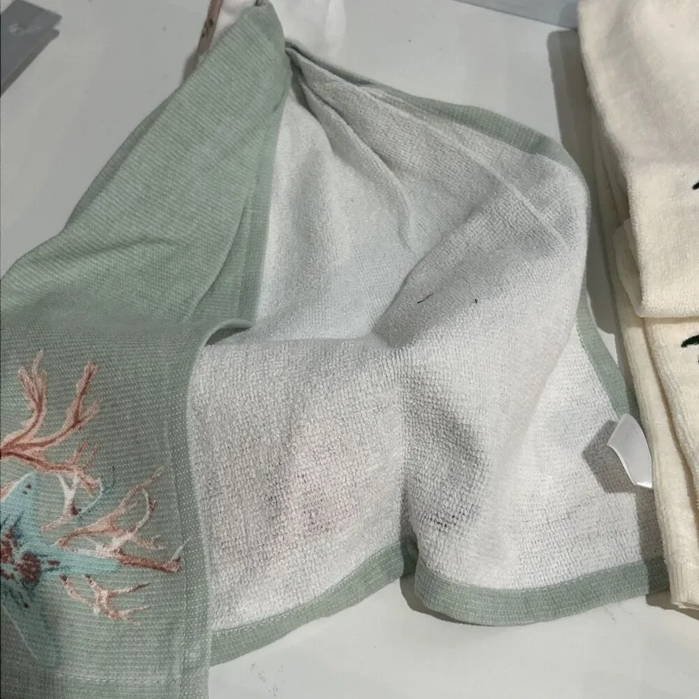 Unbranded lot seasonal